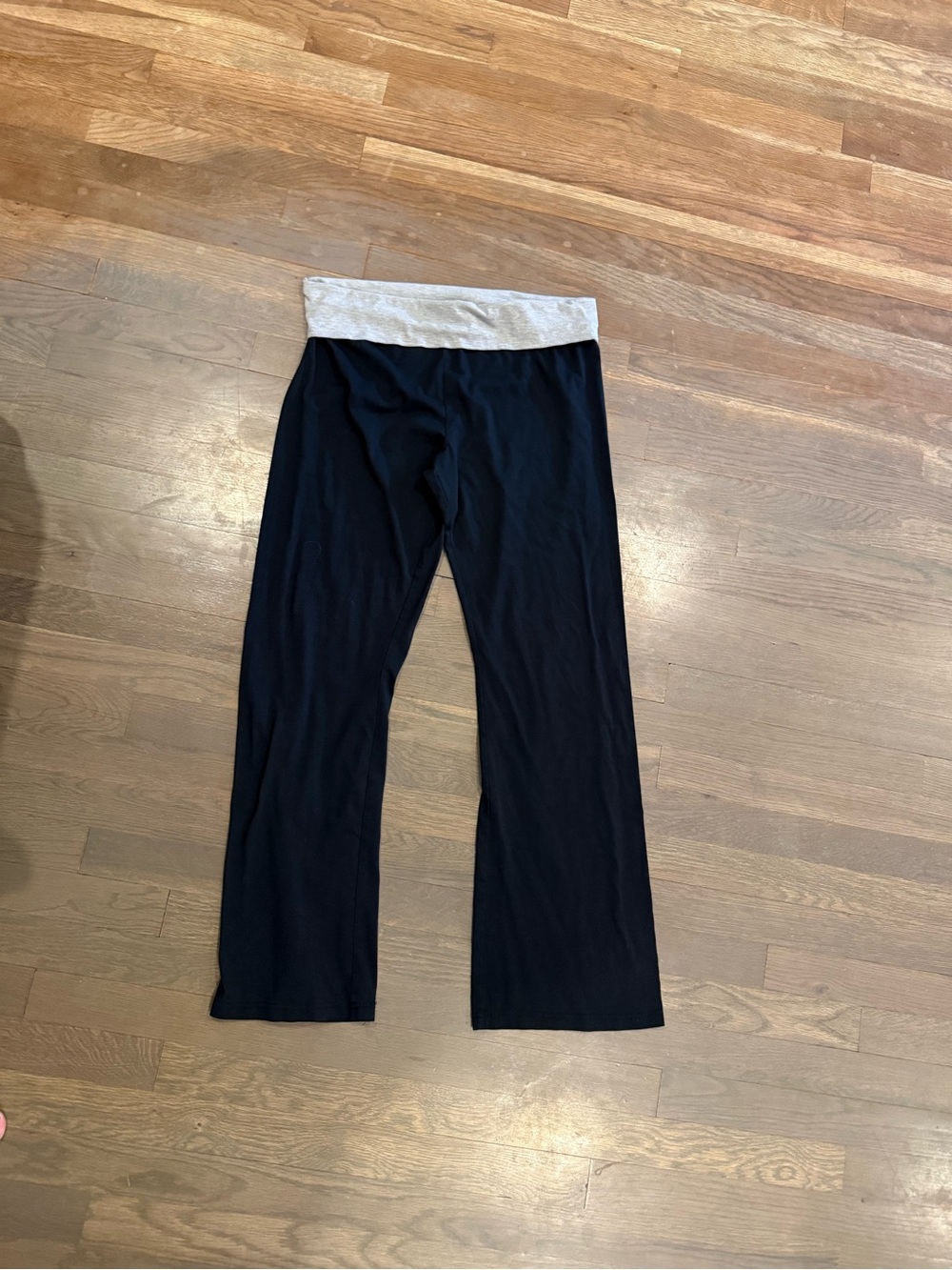 Women’s Black Fold-Over Waistband Leggings with Light Gray Waist size XL